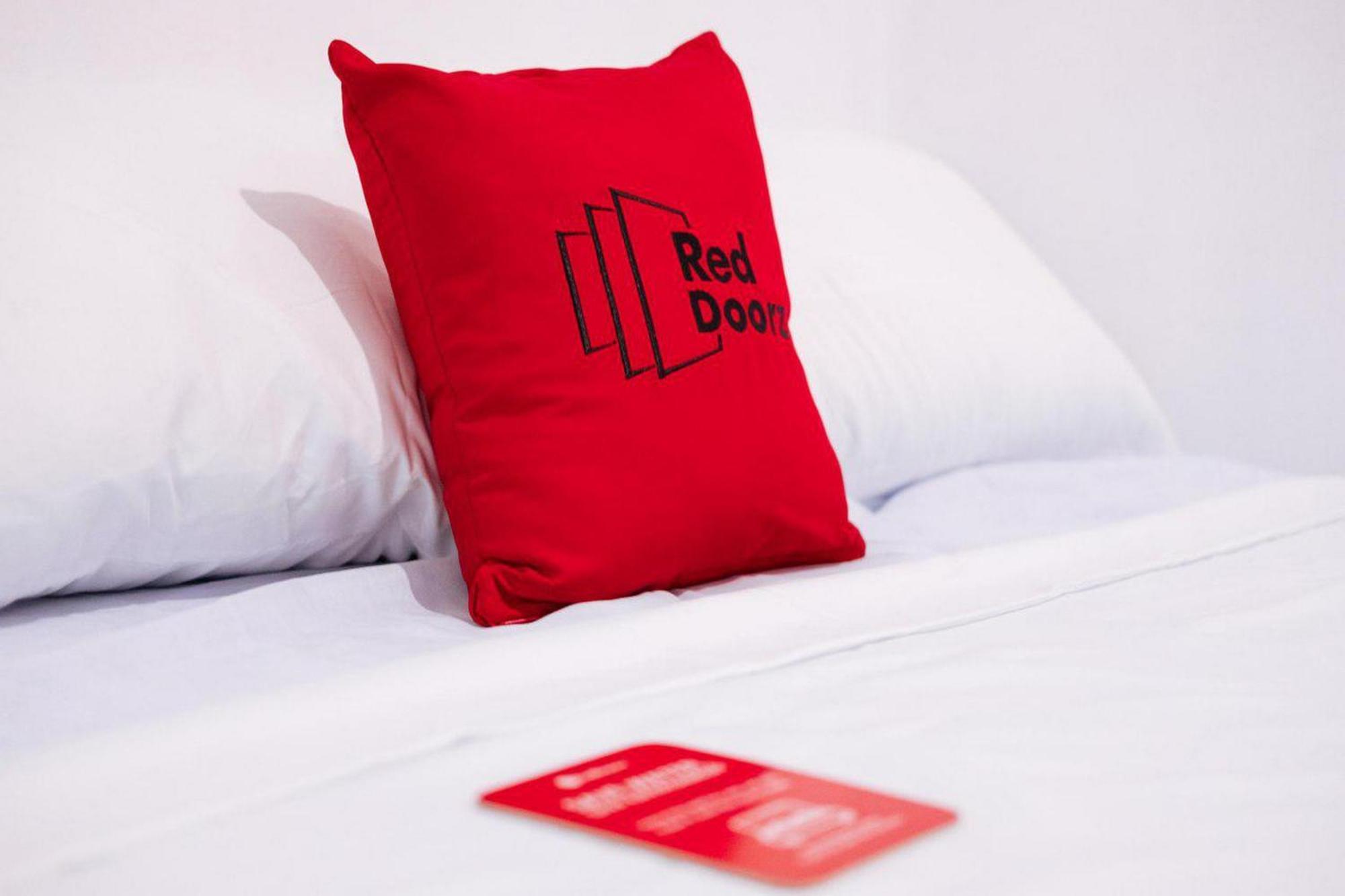 Hotel Reddoorz Near Mojokerto Train Station Zewnętrze zdjęcie
